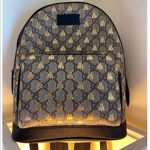 Gucci Small GG Supreme Bees Backpack